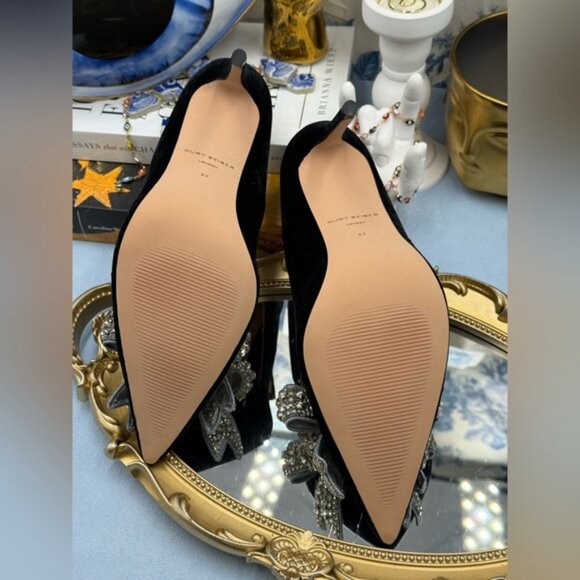 🆕 KURT GEIGER LONDON 🧿 NWOB Belgravia Bow Court Heel, Black Velvet Sz 37 US 7 - Picture 14 of 15